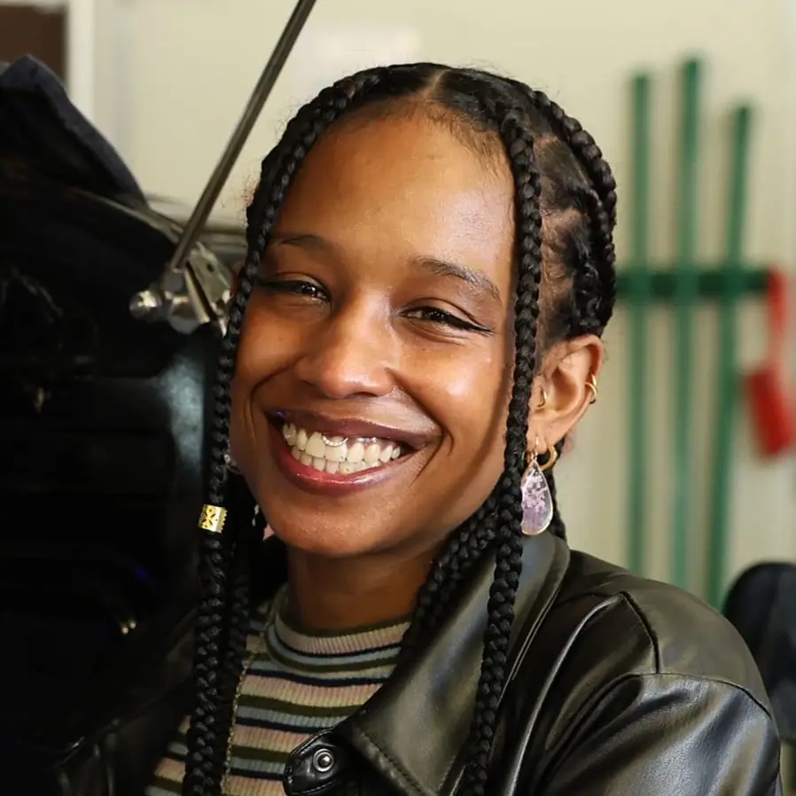 Latoya van First Coffee